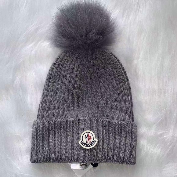 moncler winter pom pom